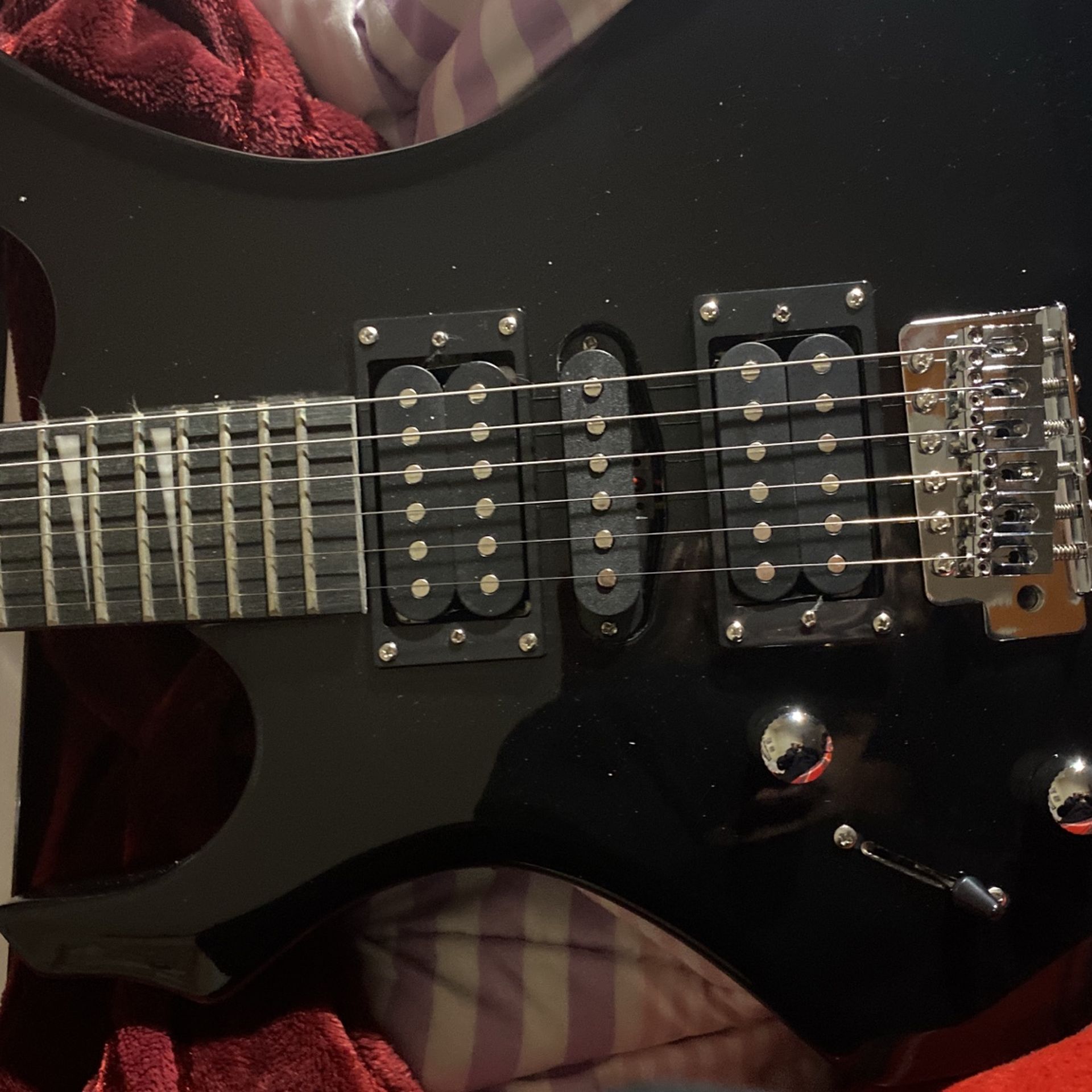 Clary Guitar