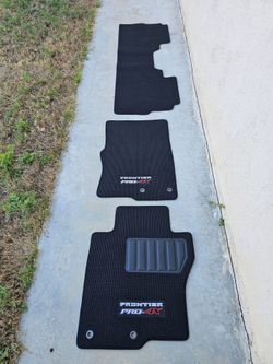2022 - 2026 Nissan Frontier Crew-cab Carpet Floor Mats