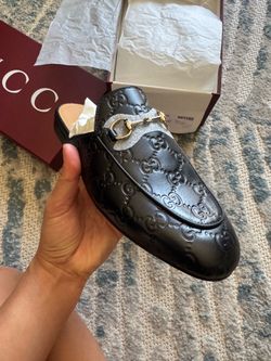Gucci Women's Princetown slipper EU 37/7 US