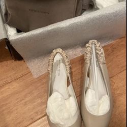 Bottega Veneta Leather Flats