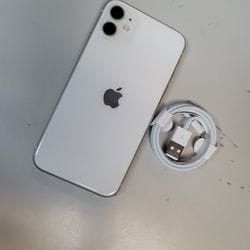 iPhone 11 64Gb Unlocked Excellent Condition