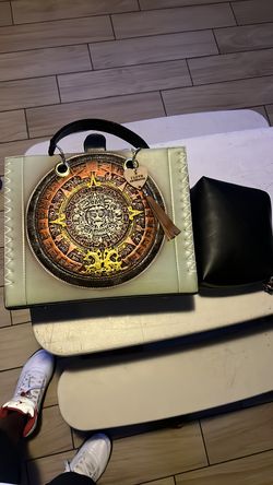 Bolsa Altersanal (Aztec Calendar)