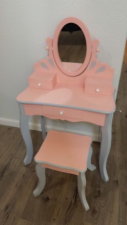 Girls Vanity