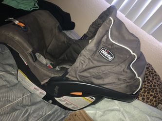 Infant car seat w/ base