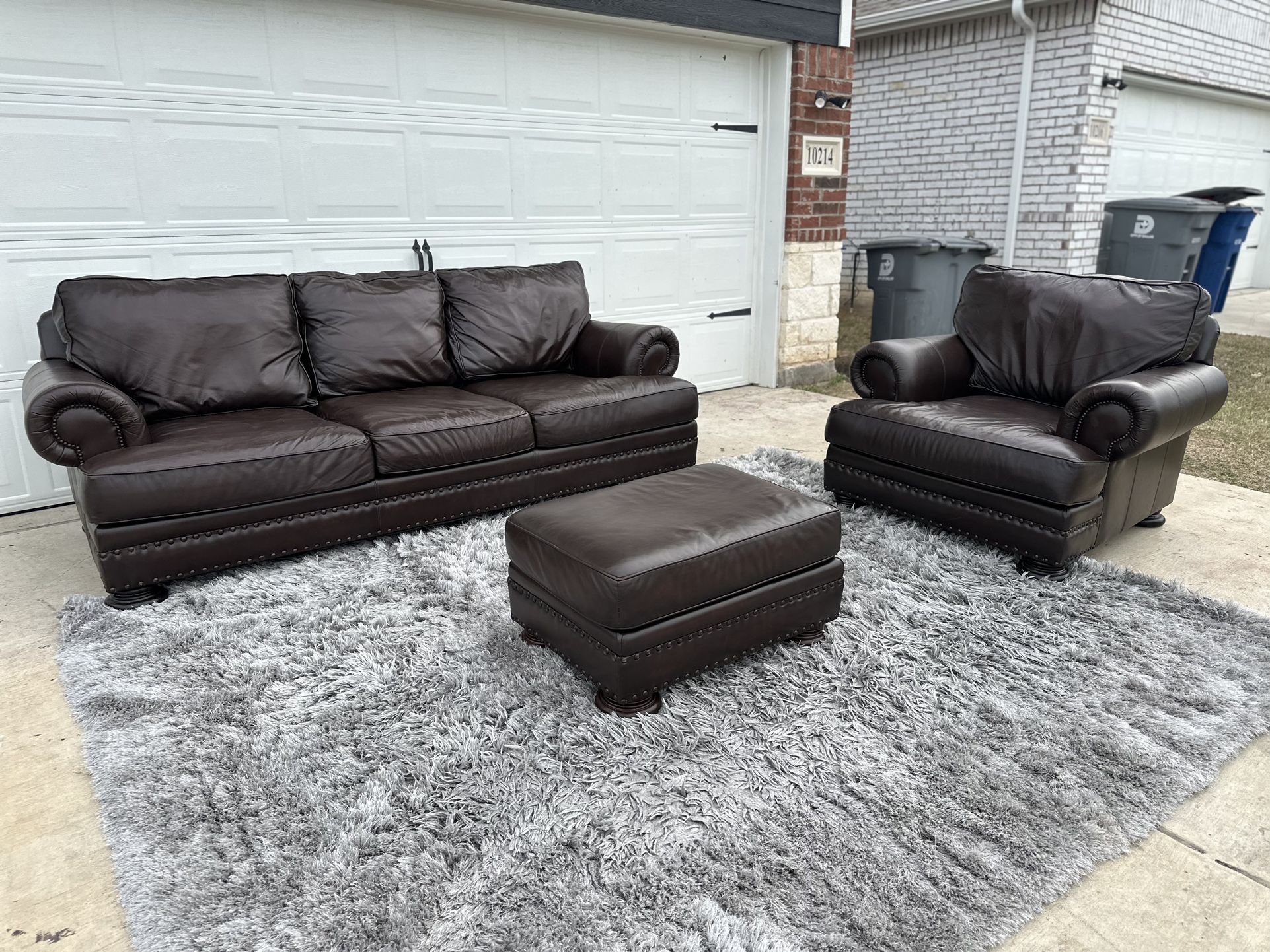 Bernhardt Sofa And Chair Whit Ottoman , Real Leather!!🚚✅