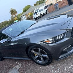 2015 Ford Mustang