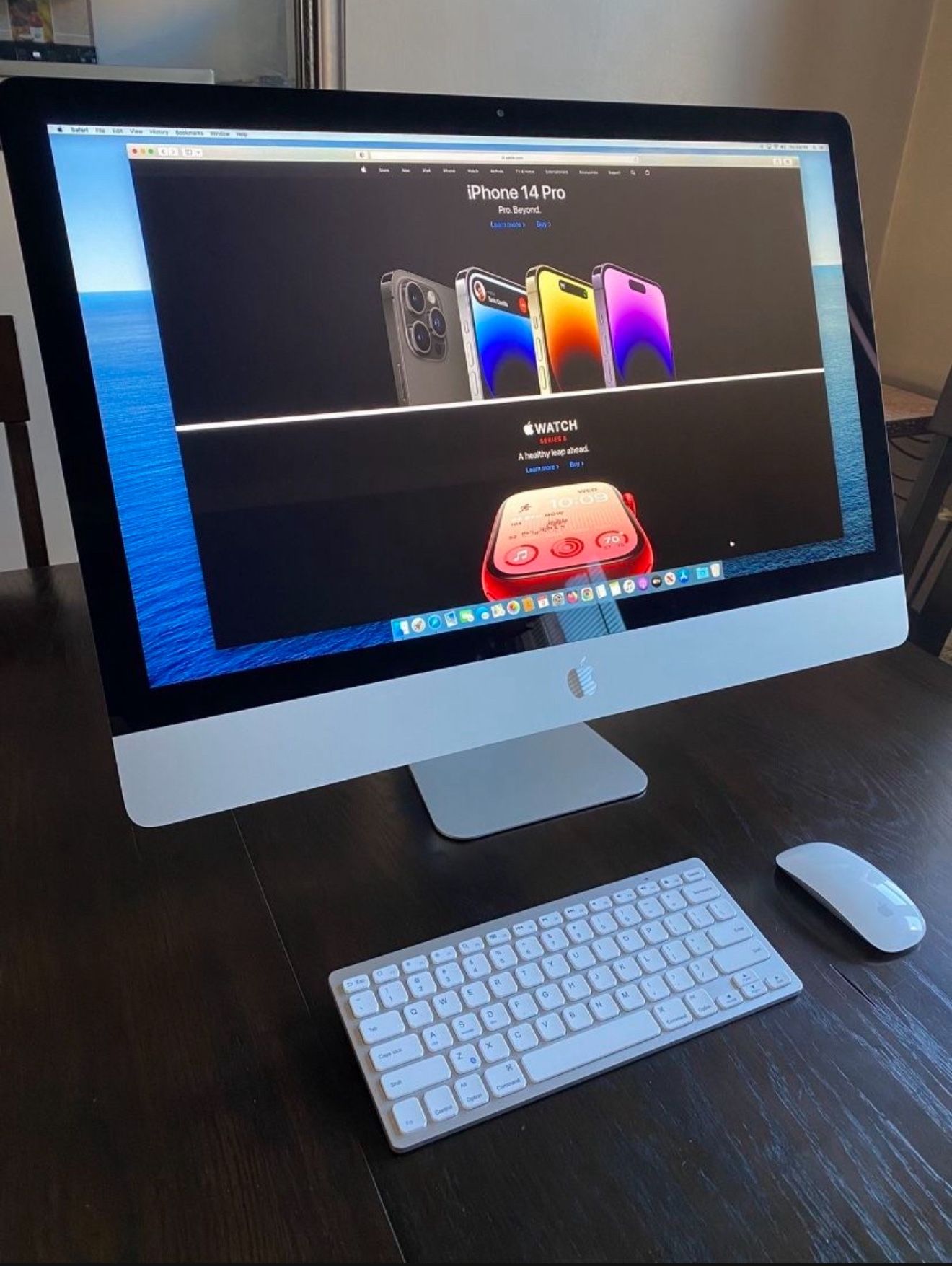 27 Inch Apple iMac All In One Desktop Computer Bundle Very Slim Sleek And Clean LOOK
