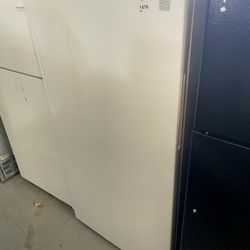 KENMORE 33” upright freezer white 15.3 cubic feet $400