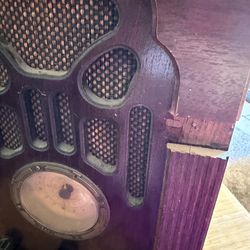 1936 Thomas collector radio