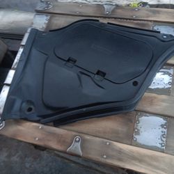 G35 BATTERY COVER