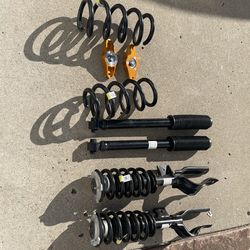 Tesla Model Y 2023 coils and struts
