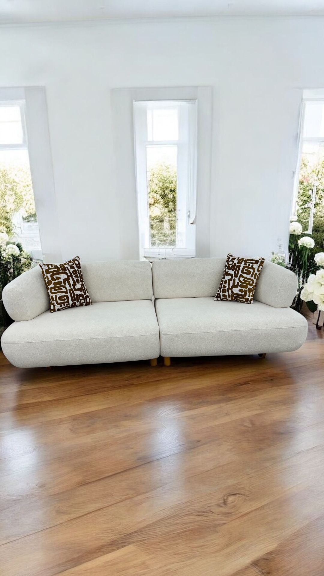 Urban Chic Lounge, Comfort Sofa, Designer Touch, Moderna Plush Seating, Convertible Bed