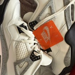Jordans Retro 4 White Cement 