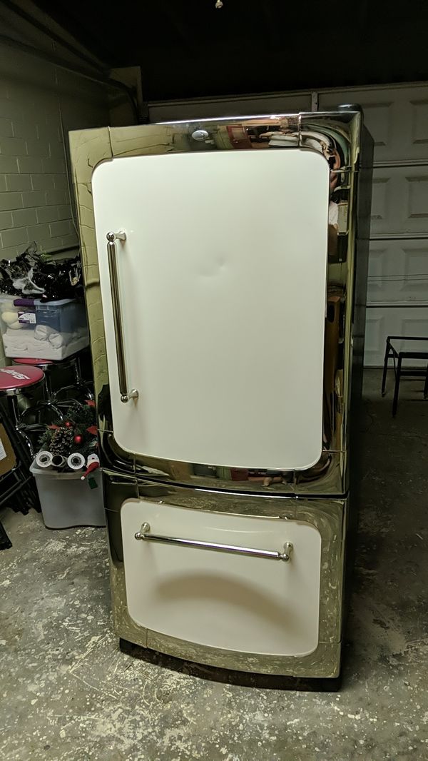 Heartland Appliances Retro Refrigerator Freezer White and Stainless