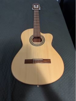 Acoustic guitar nylon string