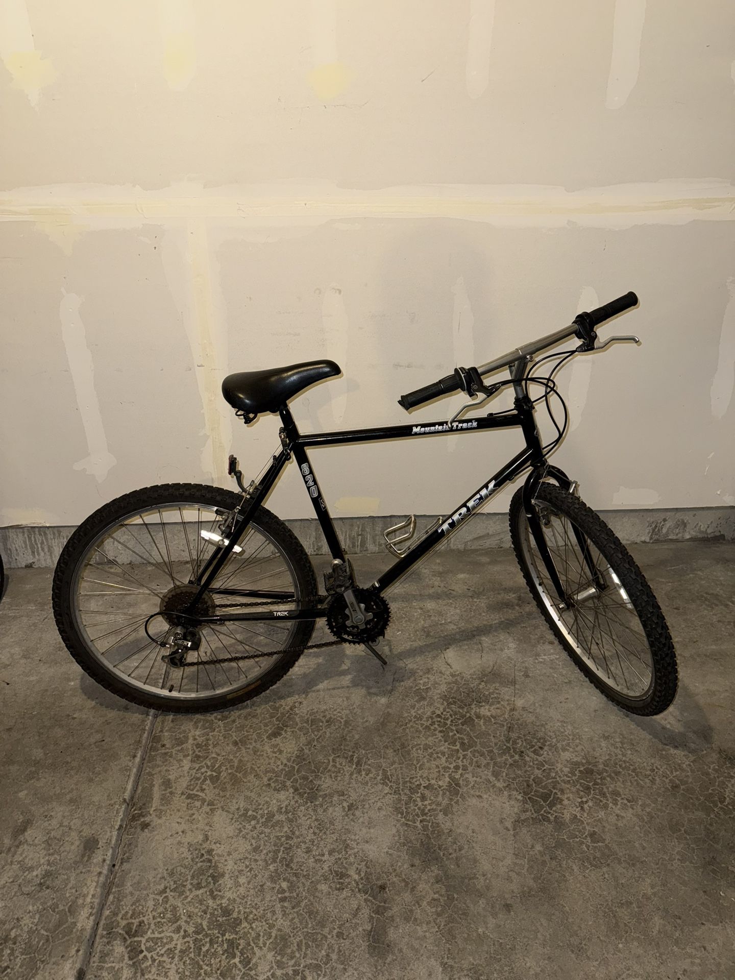 Trek Mountain Bike - Size 21”