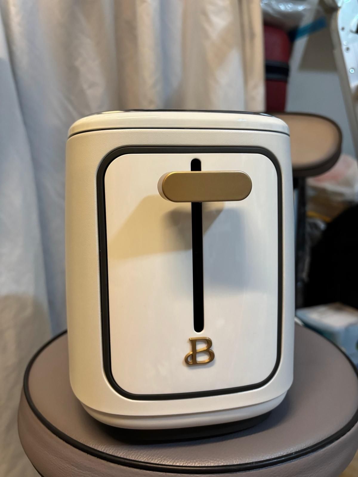 Toaster
