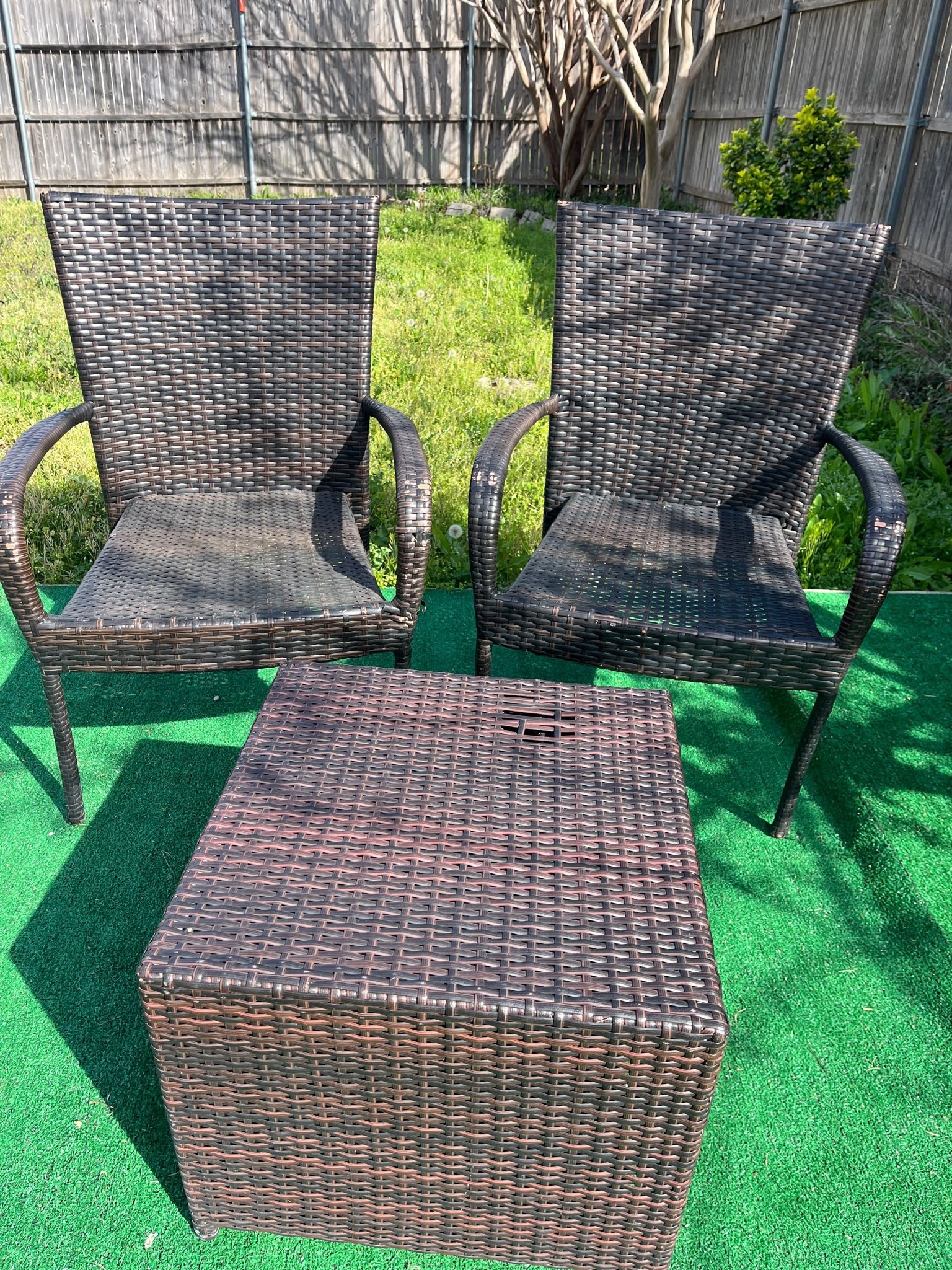 3 Piece Patio Furniture Wicker Outdoor Dining Chairs and Square Table