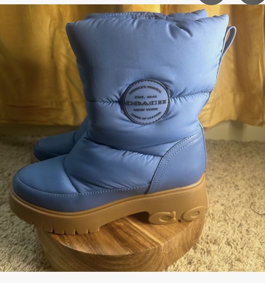 Coach Authentic Blue Boots Bran New Sz6