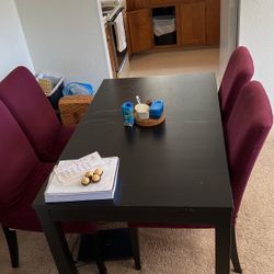 Extendable Dining Table
