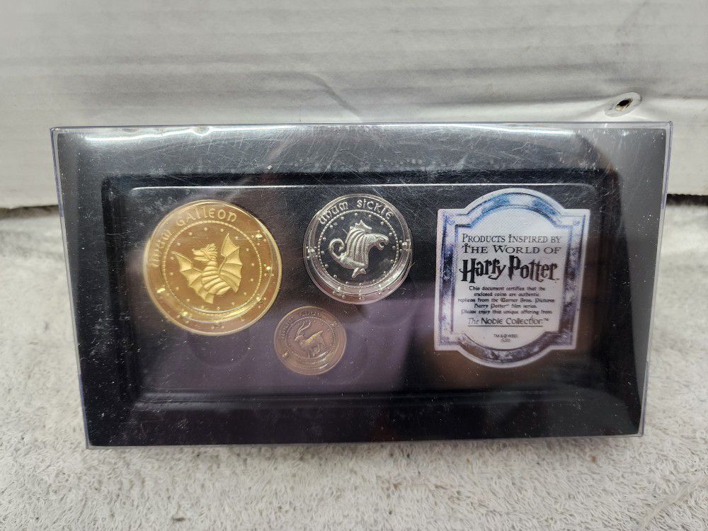 Harry Potter Gringotts Collection Coin Set Brand New (Price Is Firm)