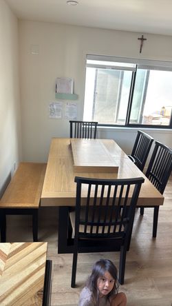 Bob’s furniture farmhouse dining table