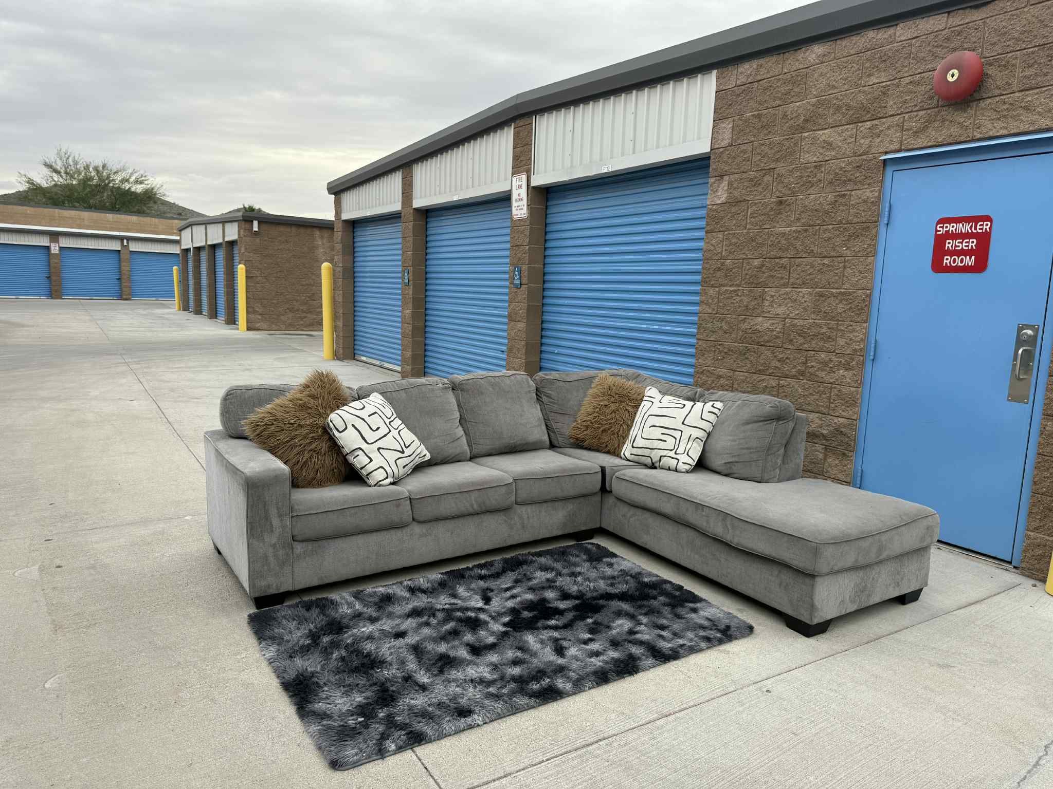 Sectional Couch Light Gray 