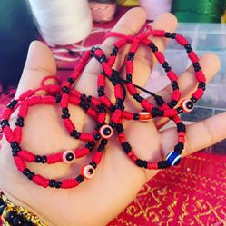 Pulseras $5 Dlrs Cada Una