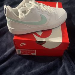 Nike Court Low Recraft, White/Jade Ice-Geode Teal, Size 7Y