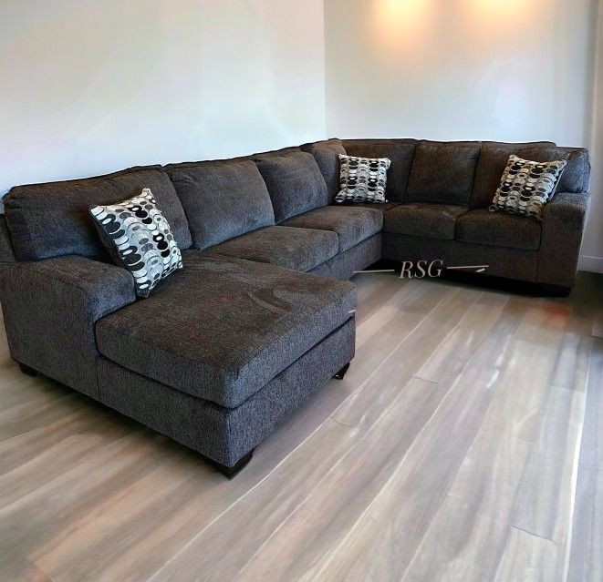 Ballinasloe Smoke Sectional Couch W Chaise Set 🌟Extra Discount Code RSG
🔥🔥 Mention OfferUp for this Special Price!!