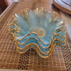 4 Plates, 4 Wavy Bowls