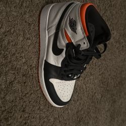 Jordan 1s Retros Size 4.5
