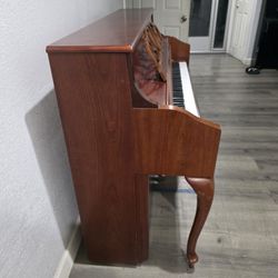 Samick piano 