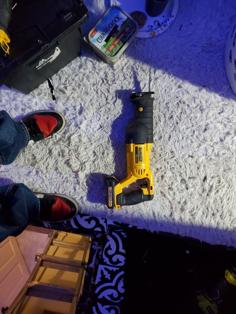 Dewalt Sawzall
