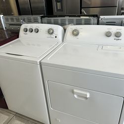 Whirlpool Washer And Gas Dryer Set 