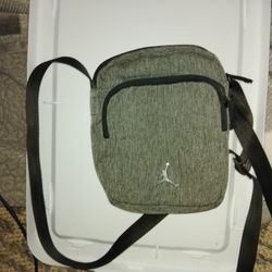 Jordan Mini Messager Bag