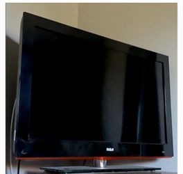 RCA tv 46 inches for 100