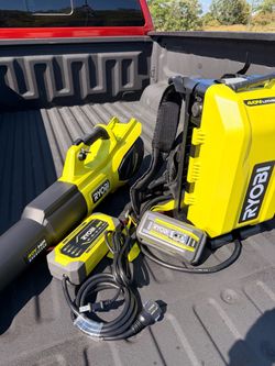 NEW Ryobi 40V HP Brushless 730 CFM Blower + Backpack Power Supply/Charger Combo (Bare Tool)