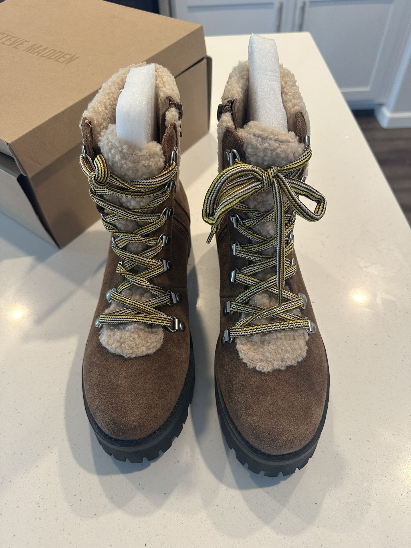 Steve Madden Boots