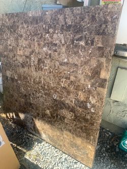 Free marble table gratis