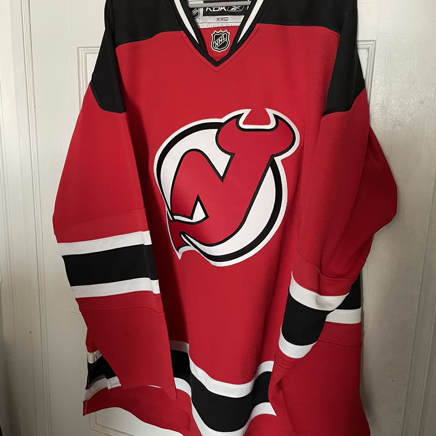 New Jersey Devils team jersey for Sale in Huntingtn Sta, NY - OfferUp