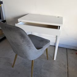 Desk and Chair Set