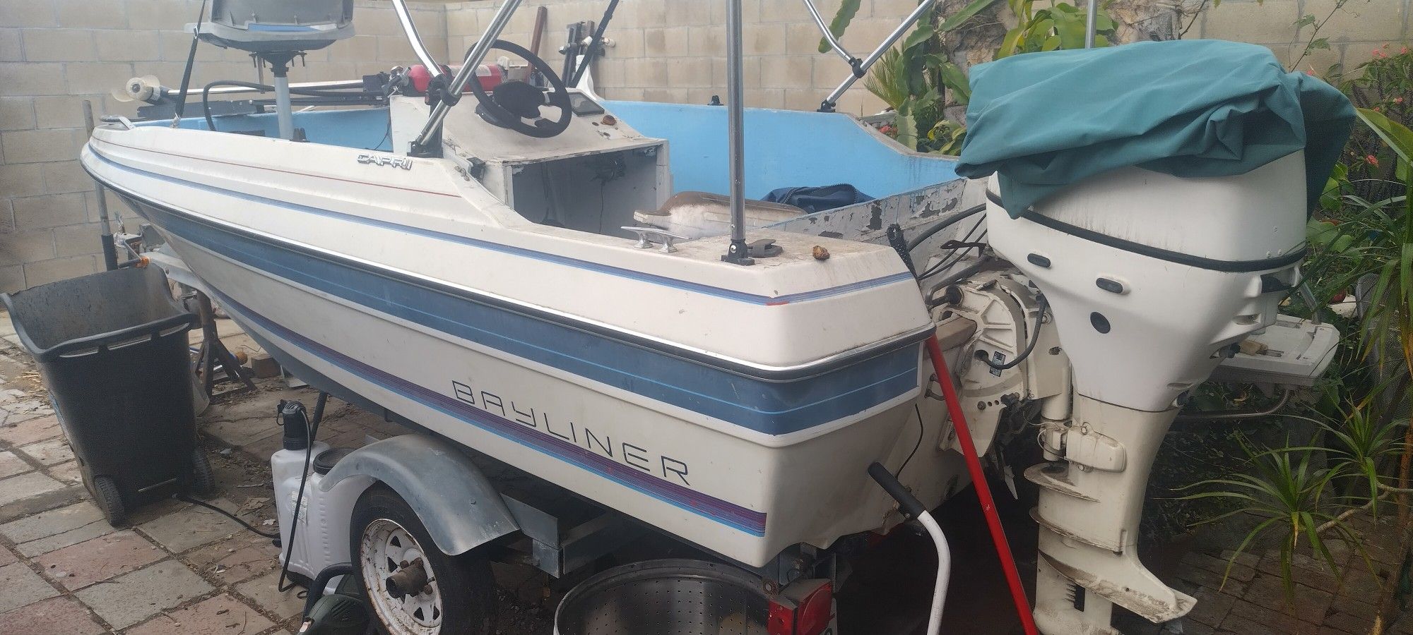 1987 Bayliner Capri