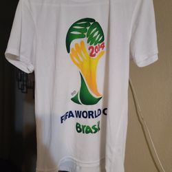 World Cup 2014 Small T Shirt And Official Mascot Plush