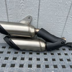 Ducati Monster Exhaust Canister