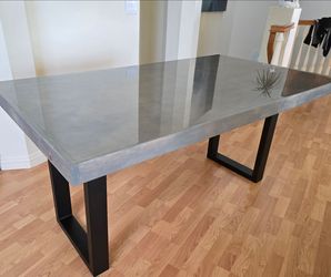 Amazing Grey designer table