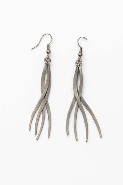 ✨ Silver Dangly Earrings – Cute & Affordable ✨
