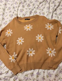 Floral Daisy Crewneck Sweater in Tan - Women's Knit