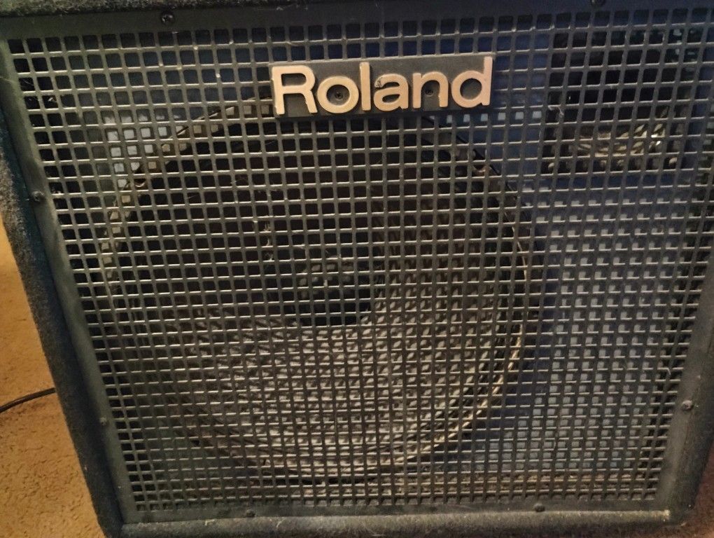 Roland KC 500 Keyboard Amplifier