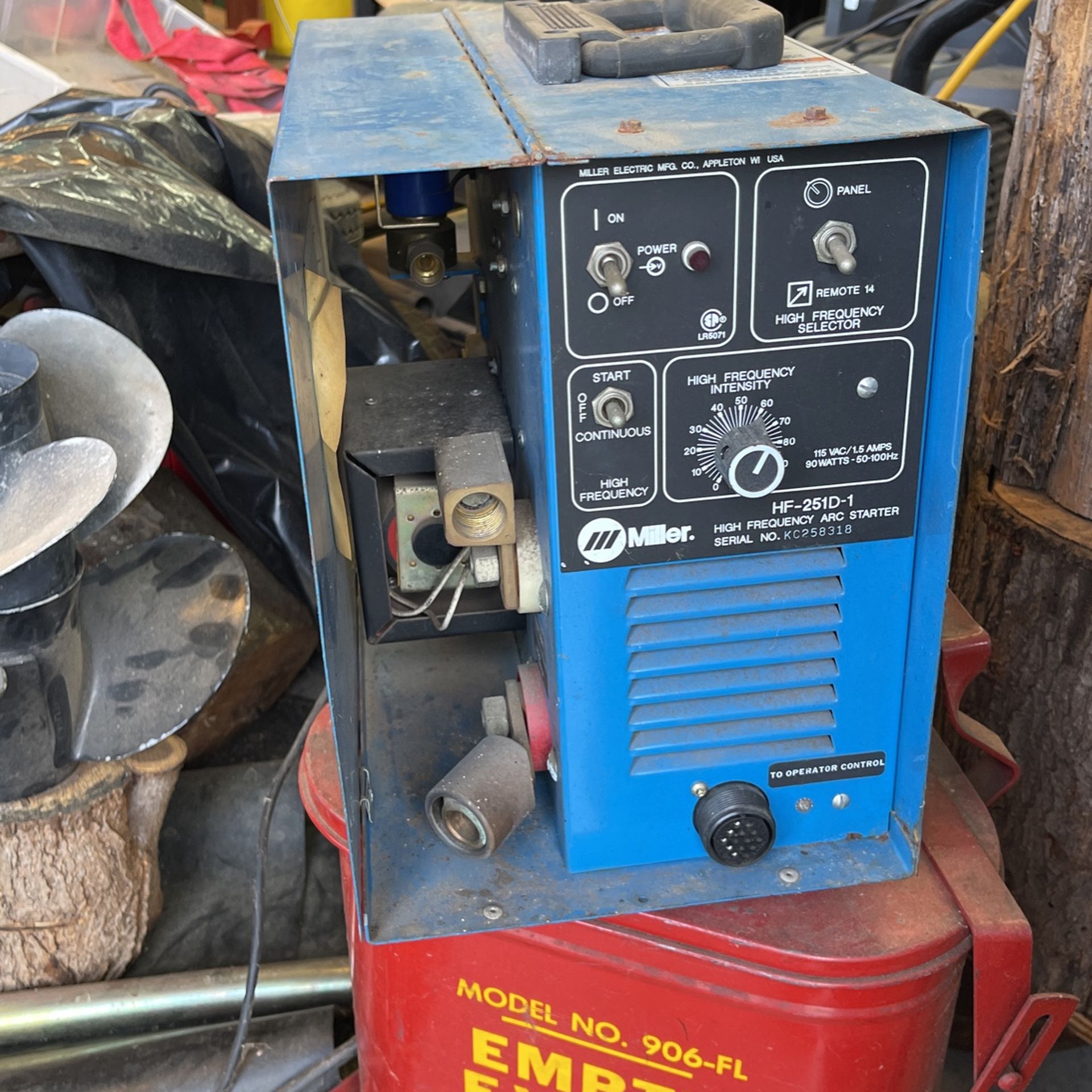 Miller HF 251D-1